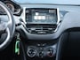 Peugeot 2008 1.2 PureTech Blue Lion Automaat | Navigatie | Panorama-dak | Cruise Control | Trekhaak | Apple Carplay & Android Auto | 16" LMV | All-season