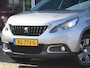Peugeot 2008 1.2 PureTech Blue Lion Automaat | Navigatie | Panorama-dak | Cruise Control | Trekhaak | Apple Carplay & Android Auto | 16" LMV | All-season