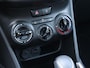 Peugeot 2008 1.2 PureTech Blue Lion Automaat | Navigatie | Panorama-dak | Cruise Control | Trekhaak | Apple Carplay & Android Auto | 16" LMV | All-season