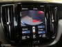 Volvo XC60 2.0 T8 Twin Engine AWD R-Design PANO TREKHAAK BTW