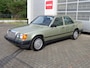 Mercedes-Benz 200-Serie 200-500 (W124) Smetteloze auto 1985 Belastingvrij !!