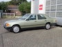 Mercedes-Benz 200-Serie 200-500 (W124) Smetteloze auto 1985 Belastingvrij !!