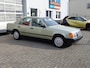Mercedes-Benz 200-Serie 200-500 (W124) Smetteloze auto 1985 Belastingvrij !!