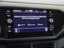 Volkswagen T-Cross 1.0 TSI Life | Navigatie | Climate control | Adaptieve cruise control | Parkeersensoren | Draadloze telefoonlader | Lane- en frontassist |