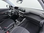 Peugeot 2008 SUV Active 130pk | Navigatie | Climate Control | Cruise Control | Parkeersensoren | Elektrisch inklapbare spiegels | Led koplampen | Bluetooth | Apple CarPlay / Android Auto | DAB+ radio | Automatisch dimlicht | Regensensor | Multifunctioneel lederen stuurwiel | 16” lichtmetalen velgen |
