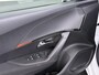 Peugeot 2008 SUV Active 130pk | Navigatie | Climate Control | Cruise Control | Parkeersensoren | Elektrisch inklapbare spiegels | Led koplampen | Bluetooth | Apple CarPlay / Android Auto | DAB+ radio | Automatisch dimlicht | Regensensor | Multifunctioneel lederen stuurwiel | 16” lichtmetalen velgen |