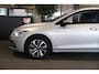 Volkswagen Golf 8 1.5 eTSI 130PK DSG Active Led Navi Cam ACC Virtual