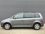 Volkswagen Touran 1.6-16V FSI Optive I