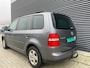 Volkswagen Touran 1.6-16V FSI Optive I