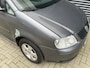 Volkswagen Touran 1.6-16V FSI Optive I