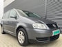 Volkswagen Touran 1.6-16V FSI Optive I