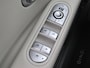 Hyundai Ioniq 5 Connect 77.4 kWh / SOH 100% / Fabrieksgarantie tot 04-2028 / Dealer onderhouden / All season banden / CCS snellader / warmtepomp / Trekgewicht 1600 kg / Stuur- & Stoelverwarming / Achterutrijcamera / cruise control adaptief / Keyless Entry/Start /