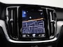 Volvo V60 2.0 T6 Recharge AWD R-Design | PANORAMADAK | HEAD-UP DISPLAY | HARMAN KARDON | STOELVERWARMING | STUURVERWARMING | MEMORY STOELEN | 360 CAMERA | ELEKTRISCHE ACHTERKLEP |