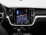 Volvo V60 2.0 T6 Recharge AWD R-Design | PANORAMADAK | HEAD-UP DISPLAY | HARMAN KARDON | STOELVERWARMING | STUURVERWARMING | MEMORY STOELEN | 360 CAMERA | ELEKTRISCHE ACHTERKLEP |