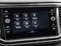 Volkswagen T-Roc 1.5 TSI 150pk DSG Sport · Panoramadak · Camera · Apple/Android Car Play · Navigatie · Elek. Achterklep · Dodehoek Detectie · 18'' Inch ·