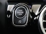 Mercedes-Benz A-klasse 180 AMG Line / Achteruitrijcamera / Panaroma-dak /