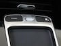 Mercedes-Benz A-klasse 180 AMG Line / Achteruitrijcamera / Panaroma-dak /