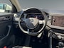 Volkswagen T-Roc 1.5 150pk TSI Sport Winterpakket | Navigatie 'Discover Media' | Achteruitrijcamera (Rear View)