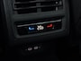 Volkswagen Golf 2.0 TSI GTI Clubsport Panorama LED Head-Up Camera Parksens.