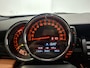 MINI Cooper 5-Deurs 1.5 Chili | Navigatie | LM Velgen 17" | Voorstoelen Verwarmd | Elektrisch Glazen Panoramadak | Cruise Control | Adaptieve LED Koplampen | Airco |