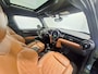MINI Cooper 5-Deurs 1.5 Chili | Navigatie | LM Velgen 17" | Voorstoelen Verwarmd | Elektrisch Glazen Panoramadak | Cruise Control | Adaptieve LED Koplampen | Airco |