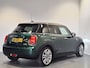 MINI Cooper 5-Deurs 1.5 Chili | Navigatie | LM Velgen 17" | Voorstoelen Verwarmd | Elektrisch Glazen Panoramadak | Cruise Control | Adaptieve LED Koplampen | Airco |
