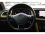 Volkswagen T-Roc 1.5 TSI *Sport* | Trekhaak | Carplay | Camera | Adaptive Cruise & Climate Control | Camera | Stoel & Stuur Verwarming | Navigatie | Privacy | PDC |