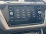 Volkswagen Touran 1.5 150pk TSI Highline 7p Panoramaschuif-kanteldak | Navigatie 'Discover Media' | Achteruitrijcamera (Rear View)