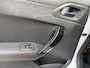 Peugeot 208 1.2 Turbo 110 PK GT-line Automaat | Zeer Complete en Sportieve Uitvoering | Slechts 89.000 KM | Navigatie | Climate Control | Sportstoelen | Parkeersensoren V+A | Cruise Control | Bluetooth Audio en Telefoon | 17" Lichtmetalen Velgen | LED Dagrijverlichting |