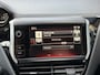 Peugeot 208 1.2 Turbo 110 PK GT-line Automaat | Zeer Complete en Sportieve Uitvoering | Slechts 89.000 KM | Navigatie | Climate Control | Sportstoelen | Parkeersensoren V+A | Cruise Control | Bluetooth Audio en Telefoon | 17" Lichtmetalen Velgen | LED Dagrijverlichting |