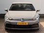 Volkswagen Golf 1.5 eTSI R-Line Business | 1e eigenaar | Trekhaak | Stoel- & stuurverwarming | Achteruitrijcamera | Apple carplay/Android auto | DAB |