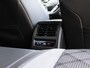 Volkswagen Golf 1.5 eTSI R-Line Business | 1e eigenaar | Trekhaak | Stoel- & stuurverwarming | Achteruitrijcamera | Apple carplay/Android auto | DAB |