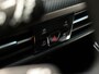 Volkswagen Golf 1.5 eTSI R-Line Business | 1e eigenaar | Trekhaak | Stoel- & stuurverwarming | Achteruitrijcamera | Apple carplay/Android auto | DAB |