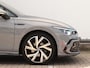 Volkswagen Golf 1.5 eTSI R-Line Business | 1e eigenaar | Trekhaak | Stoel- & stuurverwarming | Achteruitrijcamera | Apple carplay/Android auto | DAB |