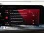 Volkswagen Golf 1.5 eTSI R-Line Business | 1e eigenaar | Trekhaak | Stoel- & stuurverwarming | Achteruitrijcamera | Apple carplay/Android auto | DAB |