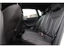 Volkswagen Polo 1.0 TSI Highline 95PK / 70kW, Door ons geleverd en onderhouden, 4 seizoenenbanden, parkeersensoren voor en achter (pdc), style interieur met zwarte dakhemel, 16" LMV, navigatie, adaptieve cruise control (acc), Apple Carplay & Android Auto, half lederen bekleding, verschillende rijmodi, elektrisch verstel- en verwarmbare buitenspiegels, DAB+, 2-zone climatronic, variabele laadvloer