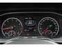 Volkswagen Polo 1.0 TSI Highline 95PK / 70kW, Door ons geleverd en onderhouden, 4 seizoenenbanden, parkeersensoren voor en achter (pdc), style interieur met zwarte dakhemel, 16" LMV, navigatie, adaptieve cruise control (acc), Apple Carplay & Android Auto, half lederen bekleding, verschillende rijmodi, elektrisch verstel- en verwarmbare buitenspiegels, DAB+, 2-zone climatronic, variabele laadvloer