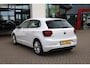 Volkswagen Polo 1.0 TSI Highline 95PK / 70kW, Door ons geleverd en onderhouden, 4 seizoenenbanden, parkeersensoren voor en achter (pdc), style interieur met zwarte dakhemel, 16" LMV, navigatie, adaptieve cruise control (acc), Apple Carplay & Android Auto, half lederen bekleding, verschillende rijmodi, elektrisch verstel- en verwarmbare buitenspiegels, DAB+, 2-zone climatronic, variabele laadvloer