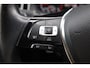 Volkswagen Polo 1.0 TSI Highline 95PK / 70kW, Door ons geleverd en onderhouden, 4 seizoenenbanden, parkeersensoren voor en achter (pdc), style interieur met zwarte dakhemel, 16" LMV, navigatie, adaptieve cruise control (acc), Apple Carplay & Android Auto, half lederen bekleding, verschillende rijmodi, elektrisch verstel- en verwarmbare buitenspiegels, DAB+, 2-zone climatronic, variabele laadvloer