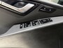 Kia Niro Hybrid 1.6 GDi ExecutiveLine Stoel en Stuur verwarming, Schuif kantel dak, elektrisch verstelbare bestuurdersstoel met geheugen, Apple Carplay/Android Auto.