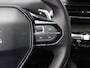 Peugeot 5008 130pk GT | 1ste eigenaar | Glazen dak | 19" LM velgen | Camera | Stoelverwarming | 7 persoons | Navigatie