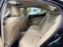 Lexus IS 250 Executive Black'on'Black Stoelkoeling Onderhouden