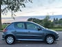 Peugeot 206 1.4 Forever 5-Drs Airco Electr. pakket ABS Getint glas 2 x airbag Cruisecontrol Colorpakket Dealeronderhoud Nieuwe Apk
