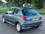 Peugeot 206 1.4 Forever 5-Drs Airco Electr. pakket ABS Getint glas 2 x airbag Cruisecontrol Colorpakket Dealeronderhoud Nieuwe Apk