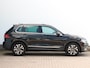 Volkswagen Tiguan 1.5 TSI ACT Highline | Wegklapbare trekhaak | Parkeersensoren voor & achter | Stoelverwarming | Apple carplay / Android auto | ACC |