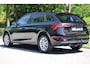 Skoda Scala 1.0 TSI Clever Trekhaak l Stoelverwarmiing l Achteruitrijcamera l PDC l Navigatie l Cruise Control l Navigatie l Apple Car Play l LED l eCall etc.
