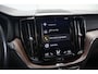 Volvo XC60 2.0 B5 Momentum Exclusive | Trekhaak | Panoramadak | Leder