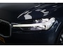 Volvo XC60 2.0 B5 Momentum Exclusive | Trekhaak | Panoramadak | Leder