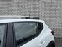 Dacia Sandero Stepway 1.0 TCe 90 Comfort | Achteruitrijcamera | Apple CarPlay / Android Auto | Parkeersensoren V+A | Climate Conrol |