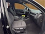 Volvo XC40 Recharge Core 70 kWh | Trekhaak | Camera | Voorstoelen Verwarmd | Camera | Cruise Control |